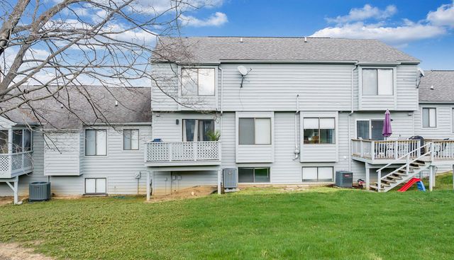 S 2437 Clearing RD, Salem, VA 24153