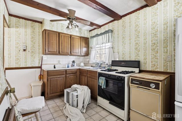 7 Harwin Drive, East Brunswick, NJ 08816