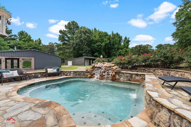 1581 County Road 185D, Kilgore, TX 75662