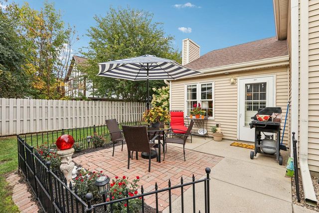 W68N921 Washington AVENUE, Cedarburg, WI 53012