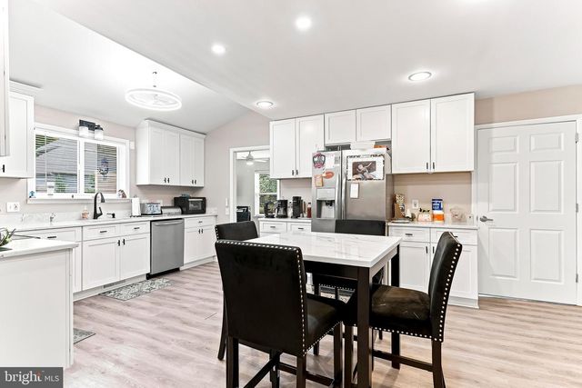 504 SILVERSIDE RD, Wilmington, DE 19809
