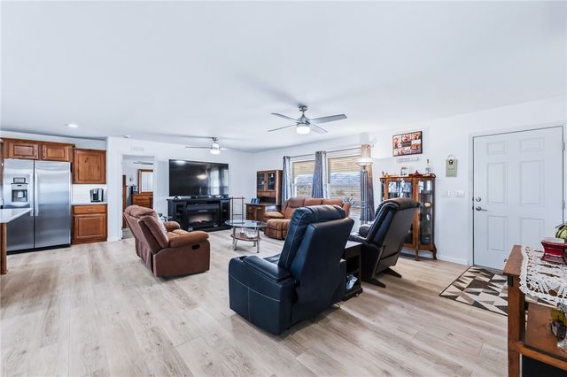 429 S Lochiel Road, Golden Valley, AZ 86413