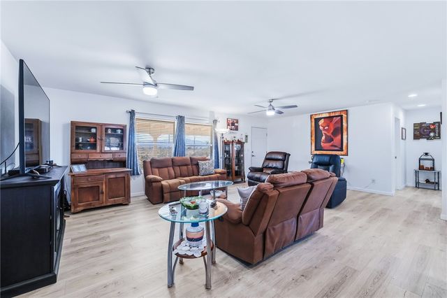 429 S Lochiel Road, Golden Valley, AZ 86413