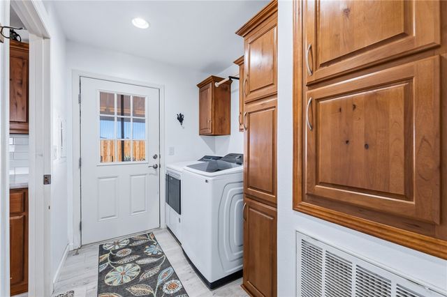 429 S Lochiel Road, Golden Valley, AZ 86413