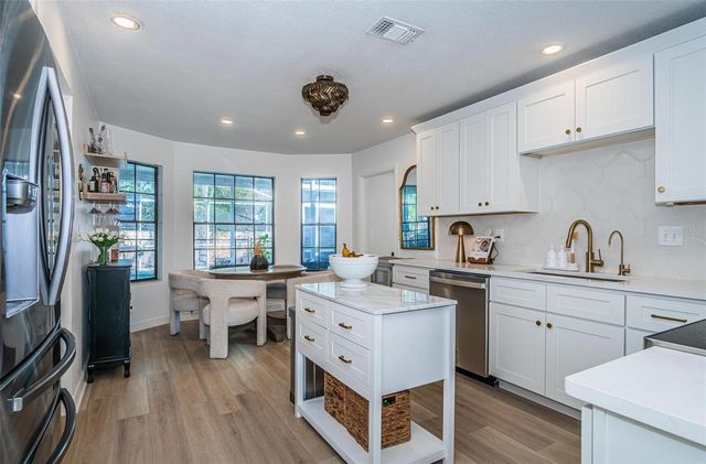 1806 RIVER CROSSING DRIVE, Valrico, FL 33596