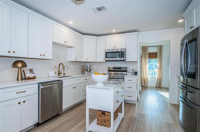 1806 RIVER CROSSING DRIVE, Valrico, FL 33596