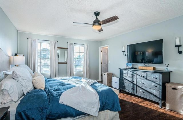 1806 RIVER CROSSING DRIVE, Valrico, FL 33596
