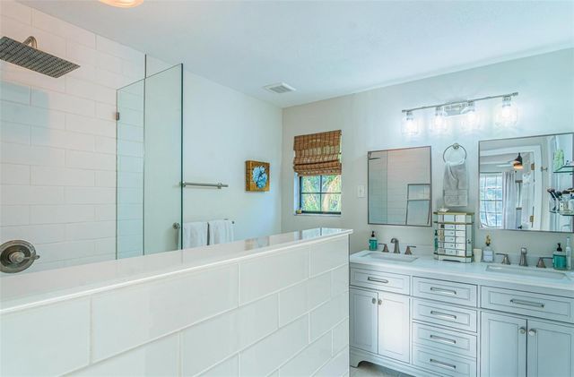 1806 RIVER CROSSING DRIVE, Valrico, FL 33596