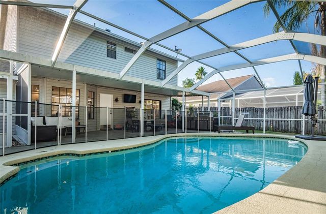 1806 RIVER CROSSING DRIVE, Valrico, FL 33596
