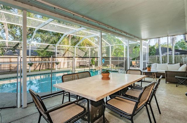 1806 RIVER CROSSING DRIVE, Valrico, FL 33596