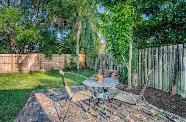 1806 RIVER CROSSING DRIVE, Valrico, FL 33596