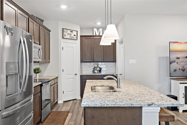 2003 Atlantic Avenue, Anna, TX 75409