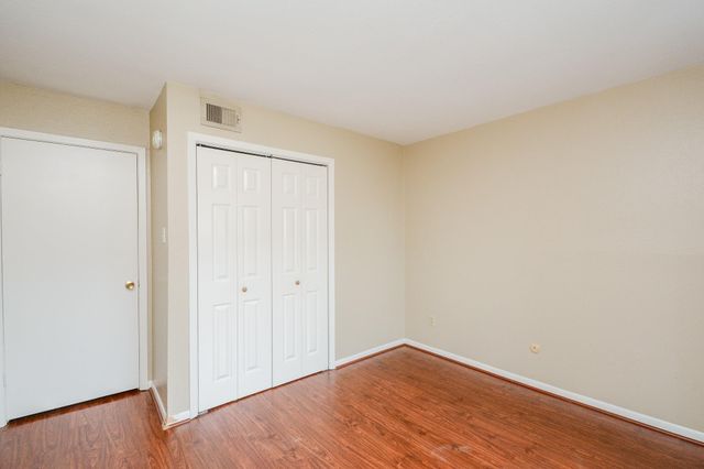 8519 Hearth Boulevard 26, Houston, TX 77054
