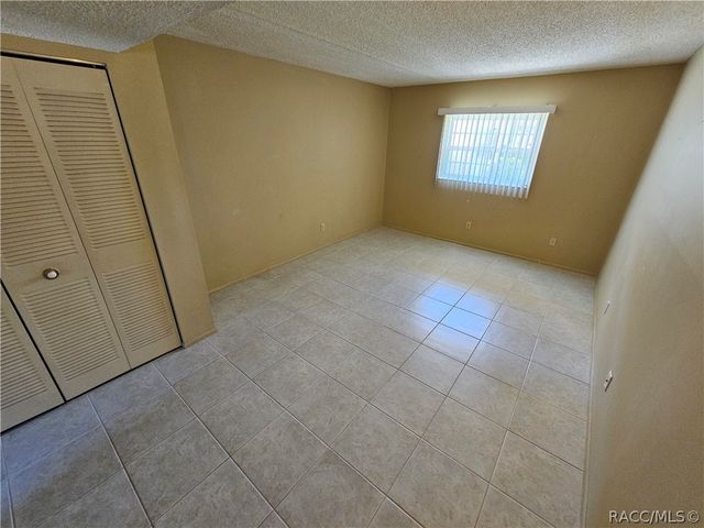 1100 E Caroline Street 123, Tavares, FL 32778