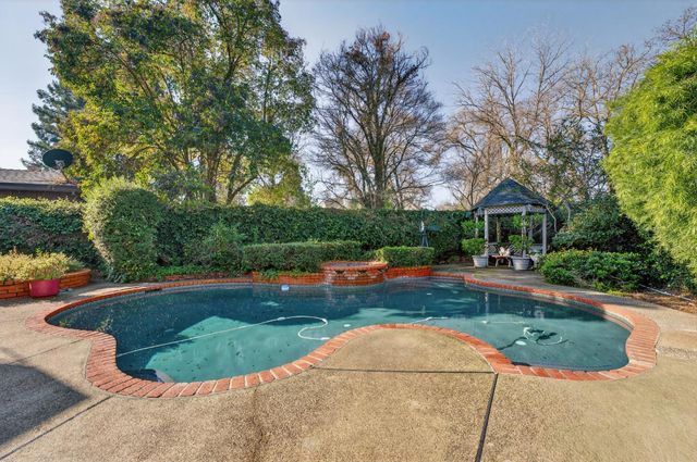 5149 Molakini Ct, Fair Oaks, CA 95628