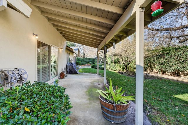 5149 Molakini Ct, Fair Oaks, CA 95628