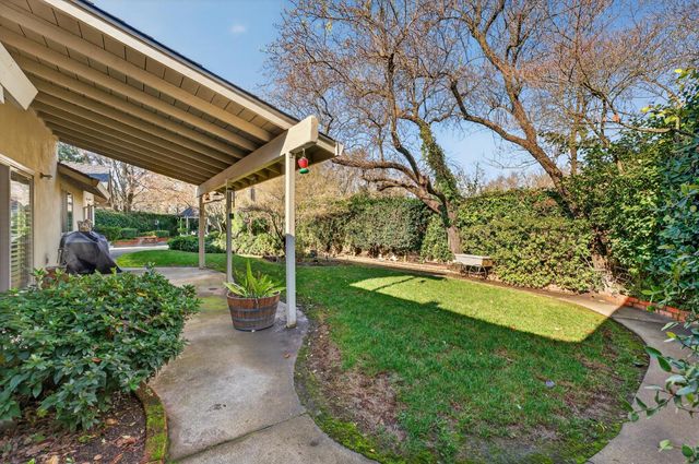 5149 Molakini Ct, Fair Oaks, CA 95628