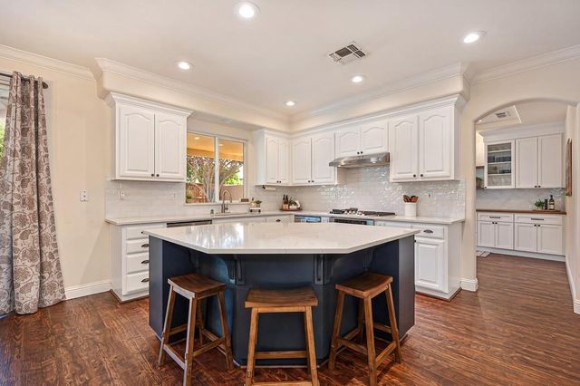 1603 Manasco Cir, Folsom, CA 95630