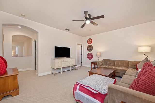 1603 Manasco Cir, Folsom, CA 95630