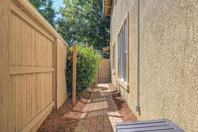1603 Manasco Cir, Folsom, CA 95630