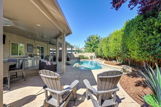 1603 Manasco Cir, Folsom, CA 95630