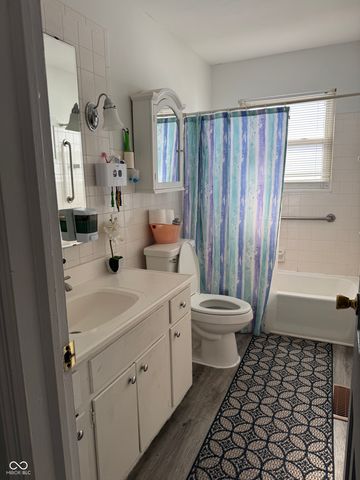 2305 Radcliffe Avenue, Indianapolis, IN 46227