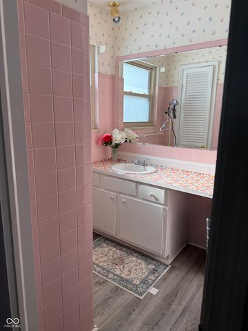 2305 Radcliffe Avenue, Indianapolis, IN 46227