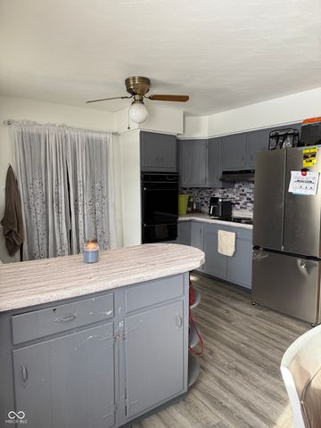 2305 Radcliffe Avenue, Indianapolis, IN 46227