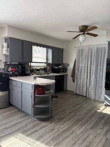 2305 Radcliffe Avenue, Indianapolis, IN 46227