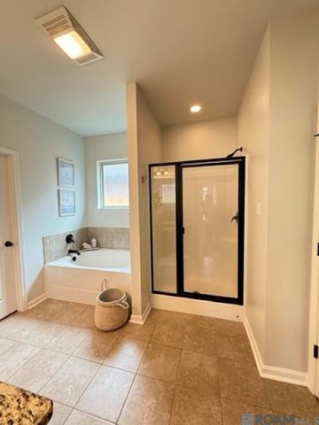 37194 Corvette Dr, Prairieville, LA 70769