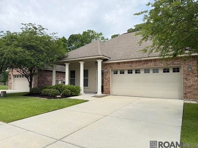 37194 Corvette Dr, Prairieville, LA 70769