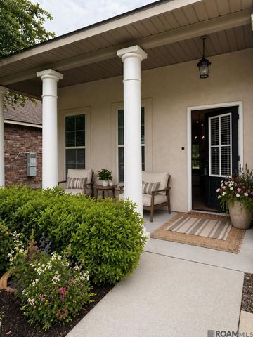 37194 Corvette Dr, Prairieville, LA 70769