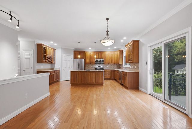 20880 Wyngate Court, South Bend, IN 46614