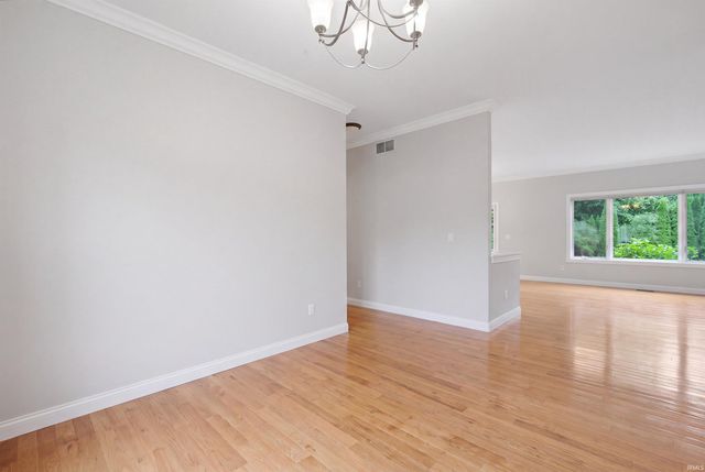 20880 Wyngate Court, South Bend, IN 46614
