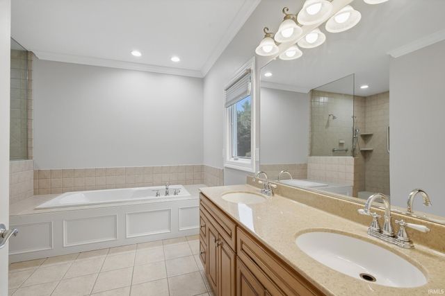 20880 Wyngate Court, South Bend, IN 46614