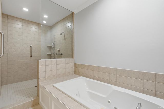 20880 Wyngate Court, South Bend, IN 46614