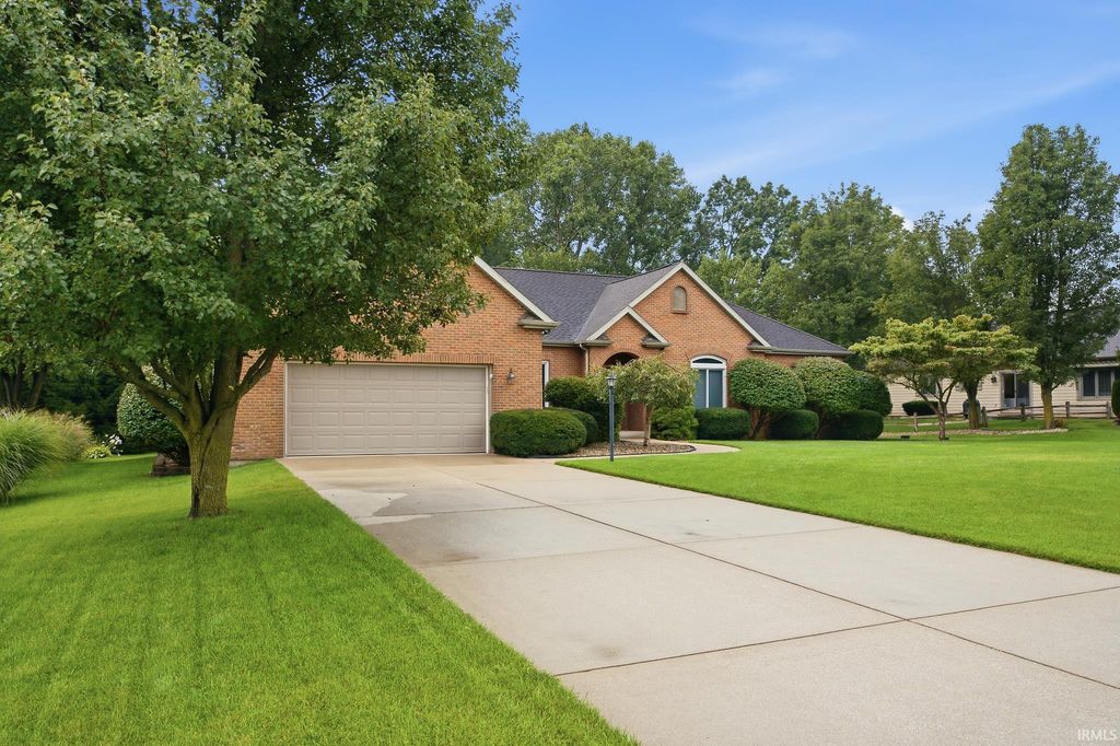 20880 Wyngate Court, South Bend, IN 46614