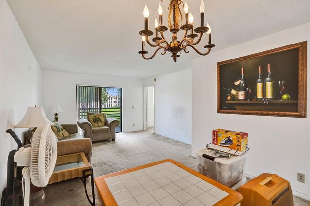 10434 Sunrise Lakes Blvd 202, Sunrise, FL 33322