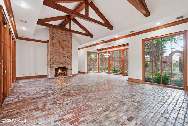109 Kings Walk, Lafayette, LA 70503