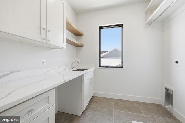 6816 DEAN DR, Mclean, VA 22101