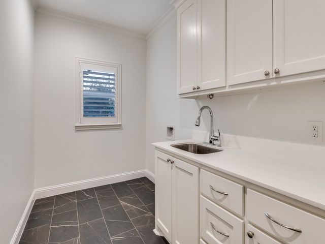 6020 Monticello Avenue, Dallas, TX 75206