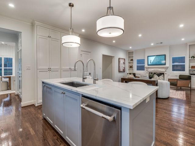 6020 Monticello Avenue, Dallas, TX 75206