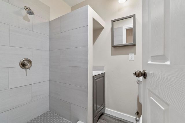 8714 Quinn Street A, Dallas, TX 75217