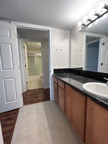 740 W Elm Street 235, Phoenix, AZ 85013
