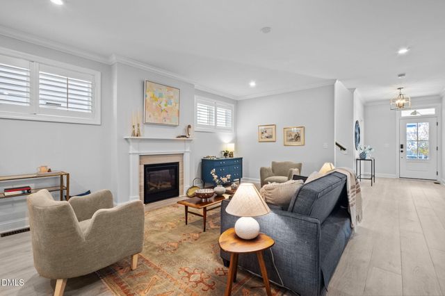 70 Bluffwood Avenue, Chapel Hill, NC 27516