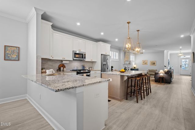 70 Bluffwood Avenue, Chapel Hill, NC 27516