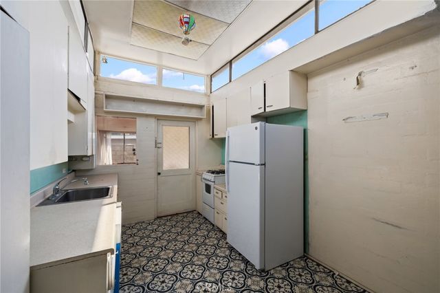 1841 Citrus View Avenue, Duarte, CA 91010