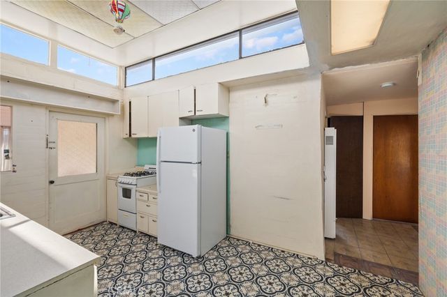 1841 Citrus View Avenue, Duarte, CA 91010
