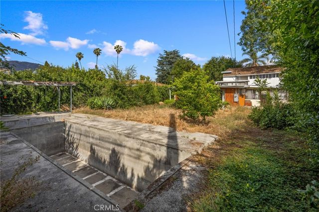 1841 Citrus View Avenue, Duarte, CA 91010