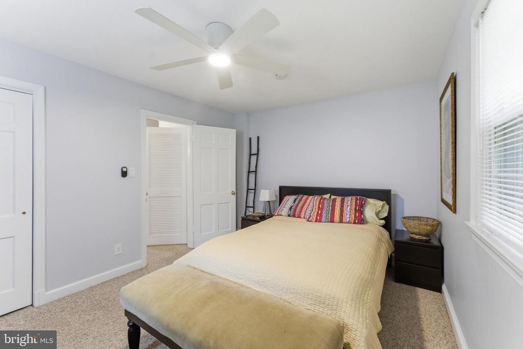 Image 31 of property listing at 12719 TWO FARM DR, Silver Spring, MD 20904